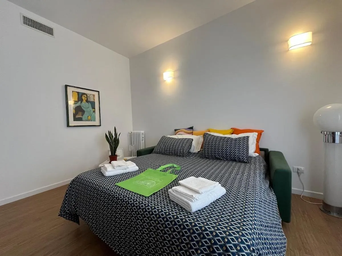 Angolo Acuto Metro B Conca D'Oro Řím Apartmán